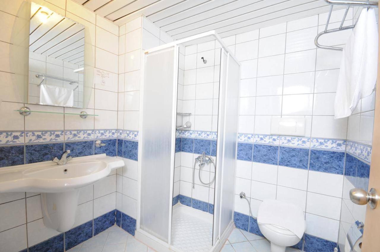 Club Kocer Apartments Мармарис Екстериор снимка