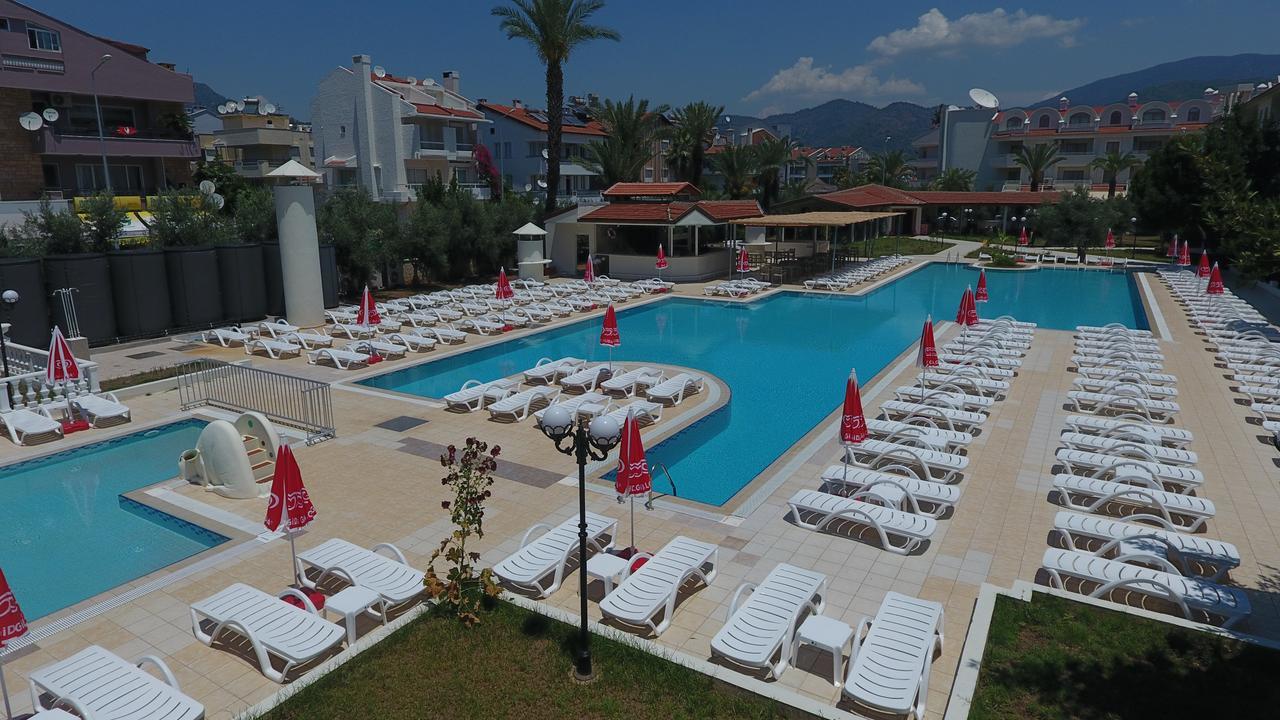 Club Kocer Apartments Мармарис Екстериор снимка