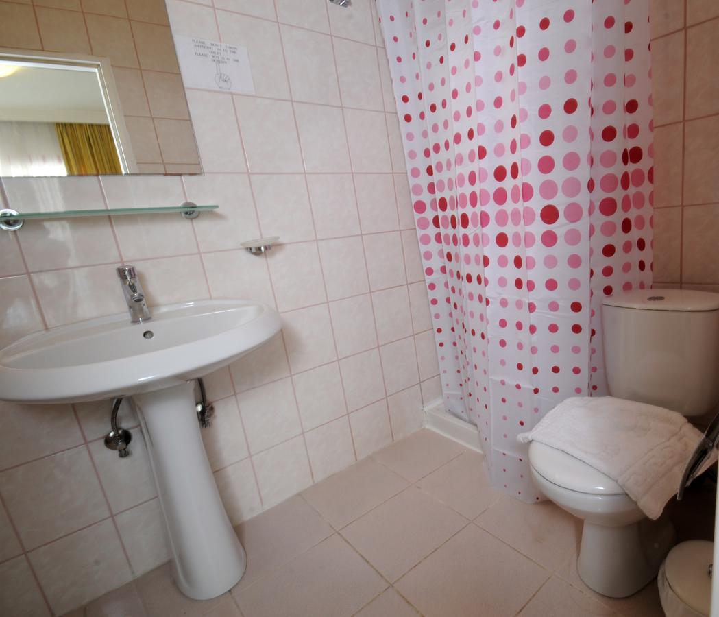 Club Kocer Apartments Мармарис Екстериор снимка