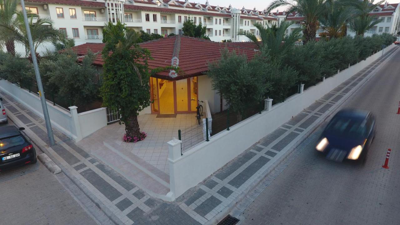 Club Kocer Apartments Мармарис Екстериор снимка