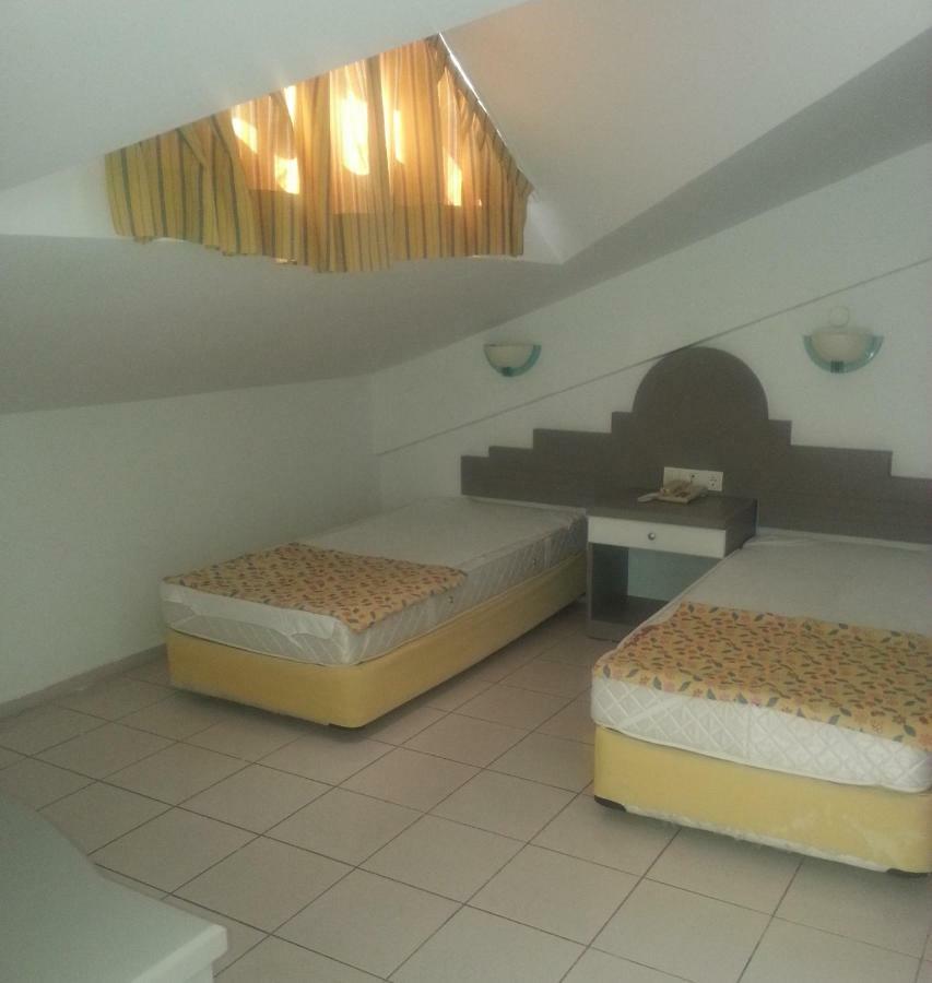 Club Kocer Apartments Мармарис Екстериор снимка