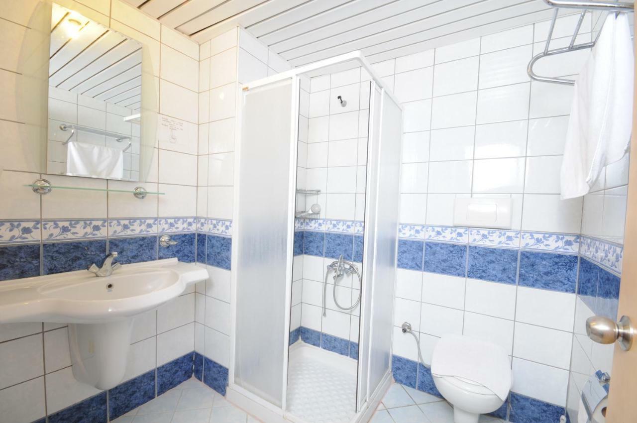 Club Kocer Apartments Мармарис Екстериор снимка